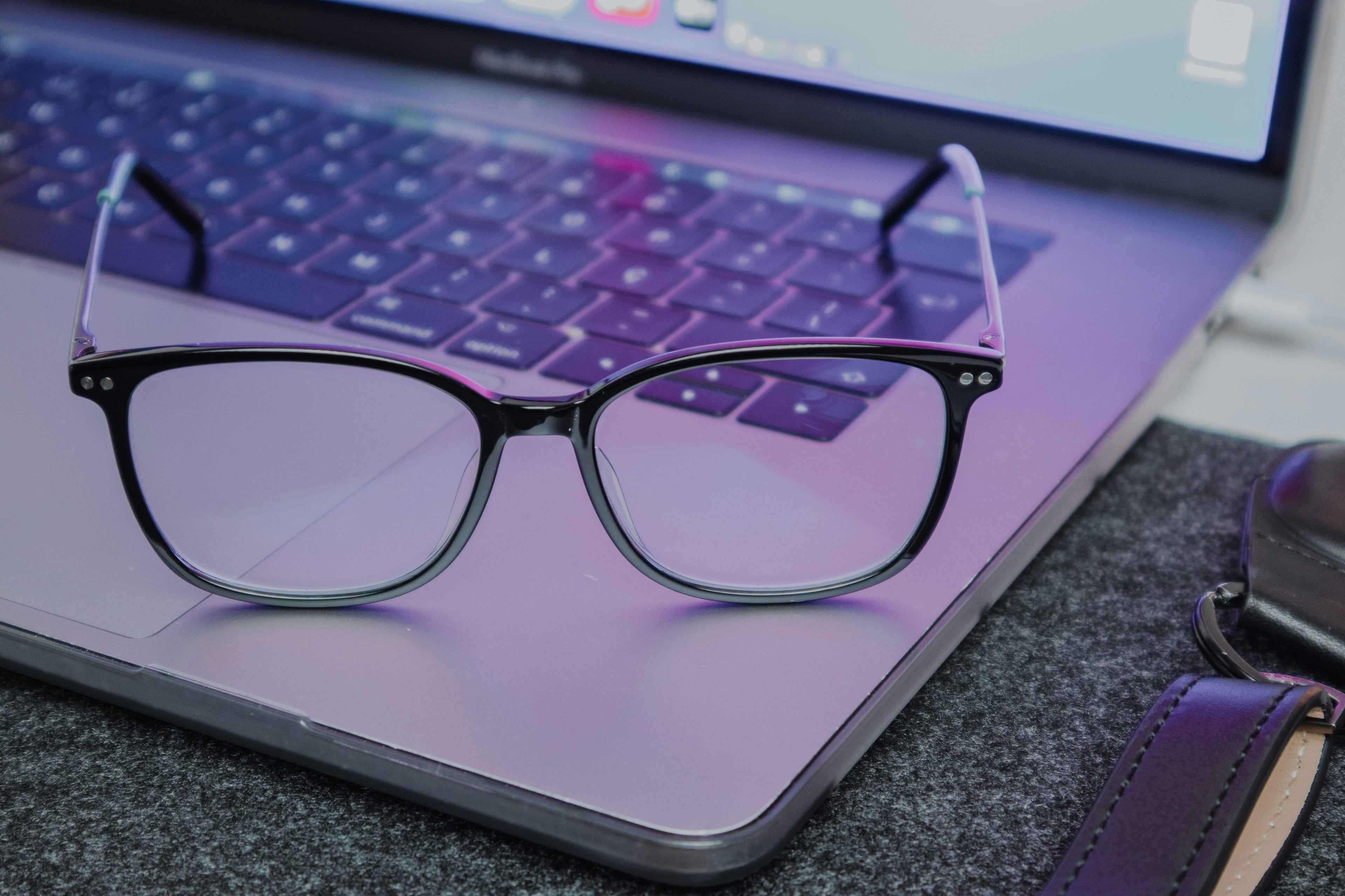 Blue Light Glasses. What You Need to Know.