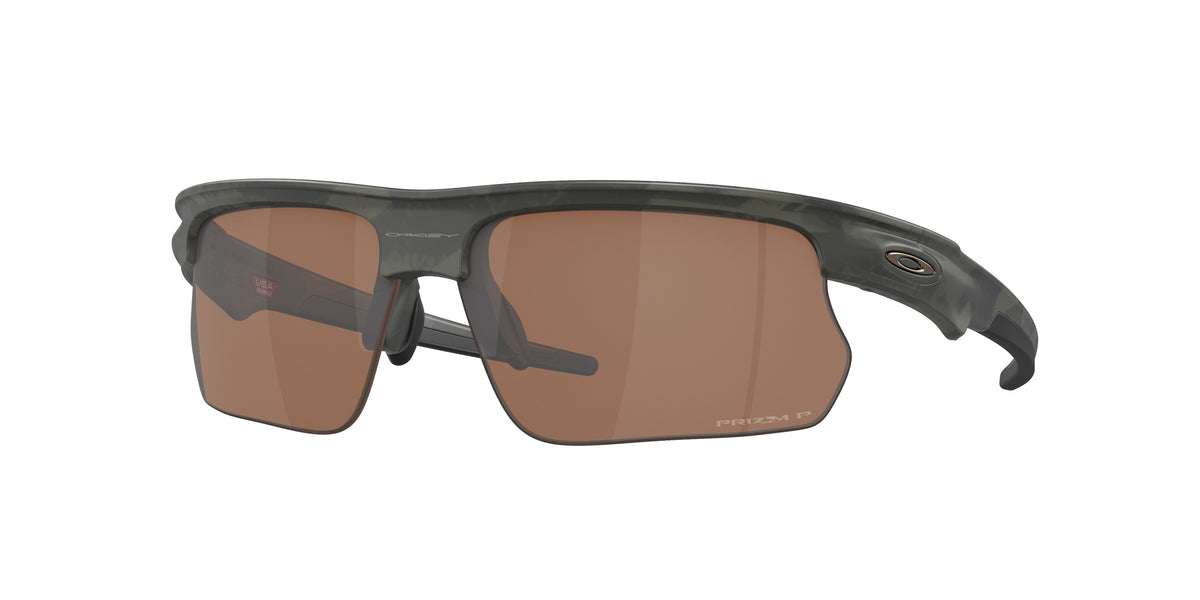 OAKLEY 0OO9400  luxury designer eyewear